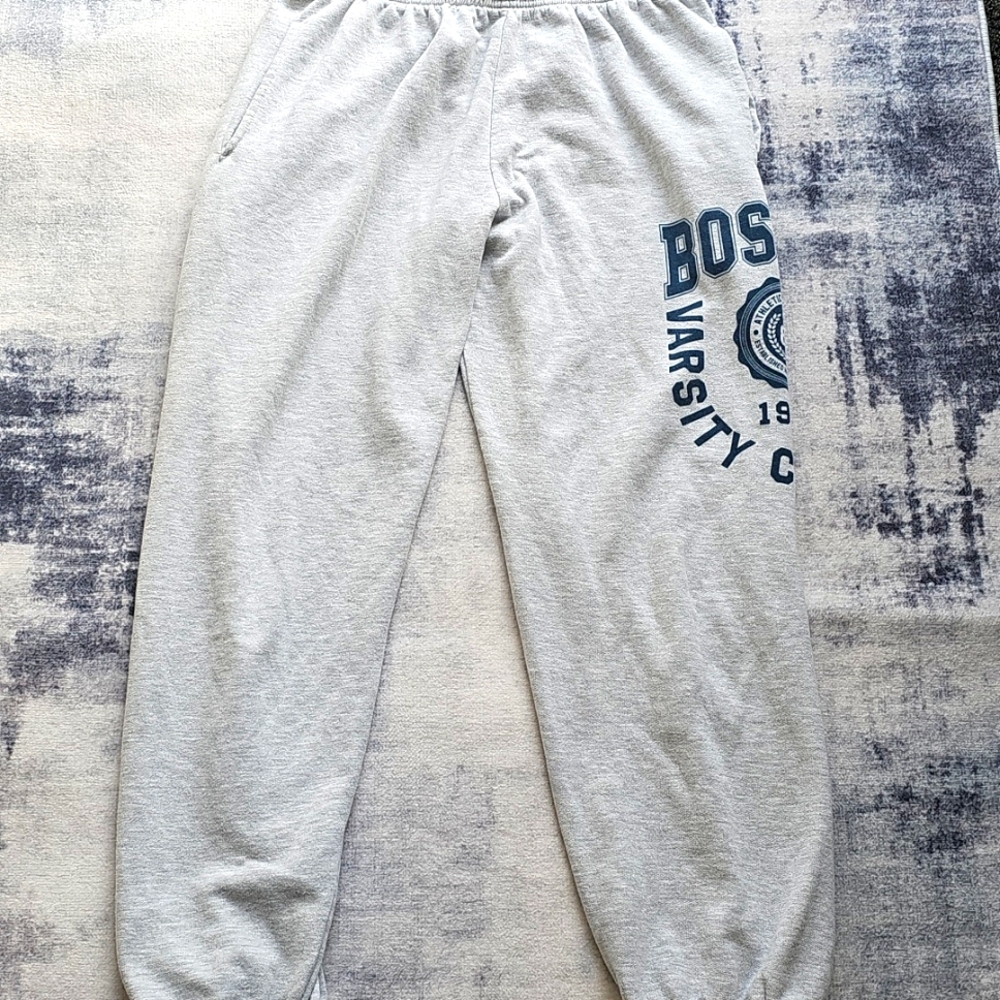Boston Varsity Champions 1986 Print Jogger Sweatpants Size M Medium Grey I59